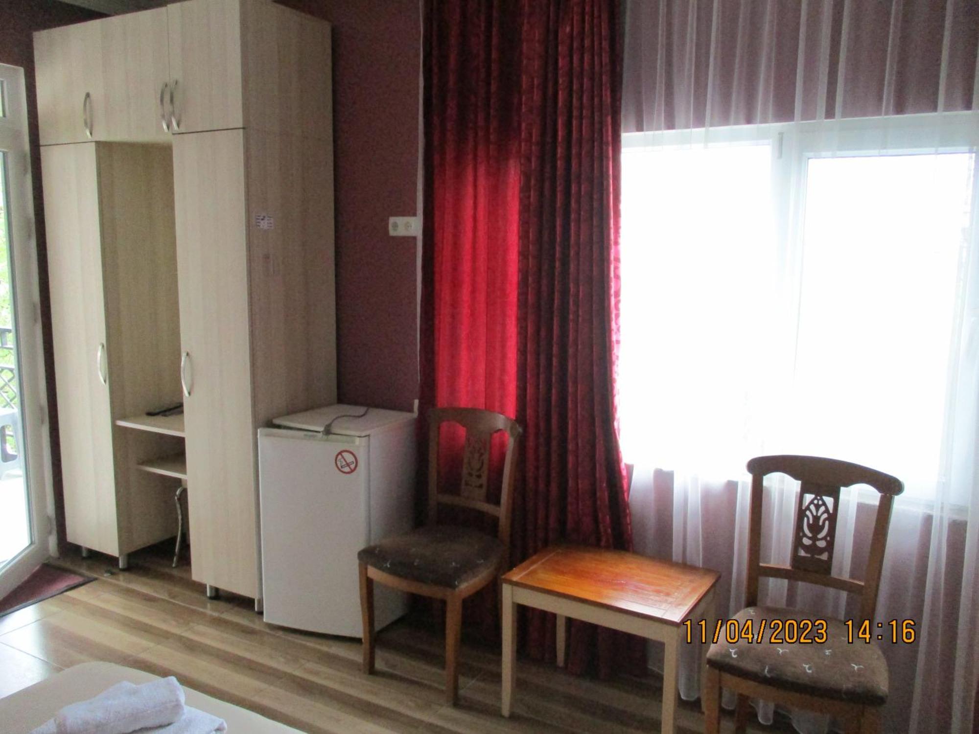 Guest House Nino Makhinjauri Værelse billede